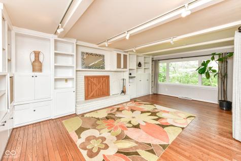 9051 Wickham Road Indianapolis IN 46260
