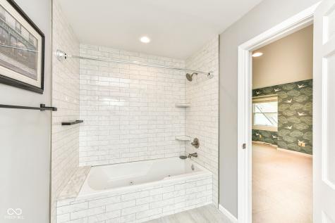 9051 Wickham Road Indianapolis IN 46260