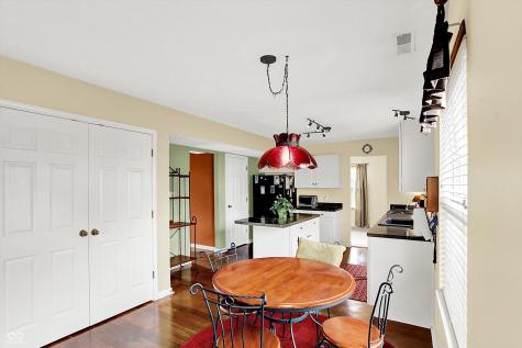 1234 Breaside Circle Greenwood IN 46143