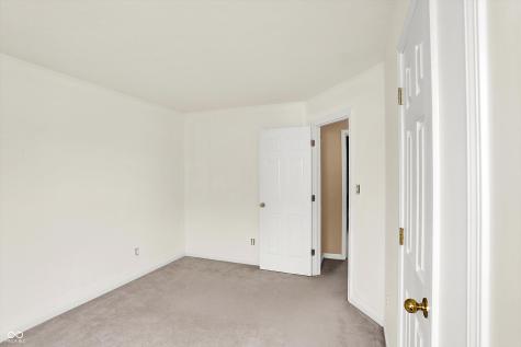 1234 Breaside Circle Greenwood IN 46143