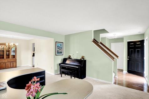 1234 Breaside Circle Greenwood IN 46143