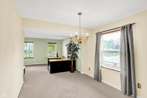 1234 Breaside Circle Greenwood IN 46143