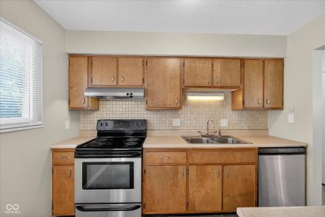 257 Sierra Court Indianapolis IN 46234