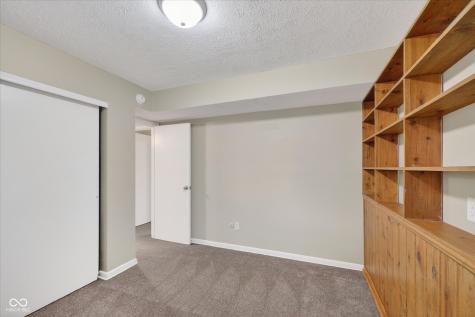 257 Sierra Court Indianapolis IN 46234
