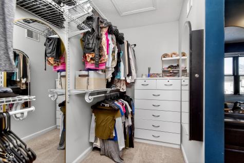 8635 Woodstone Way W Indianapolis IN 46256