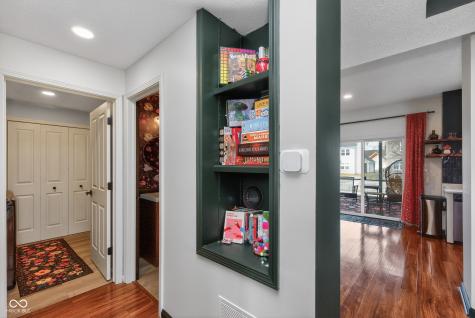 8635 Woodstone Way W Indianapolis IN 46256