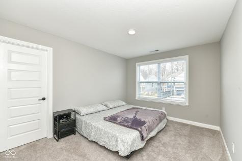 10627 Oak Bend Boulevard Indianapolis IN 46239