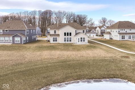 10627 Oak Bend Boulevard Indianapolis IN 46239