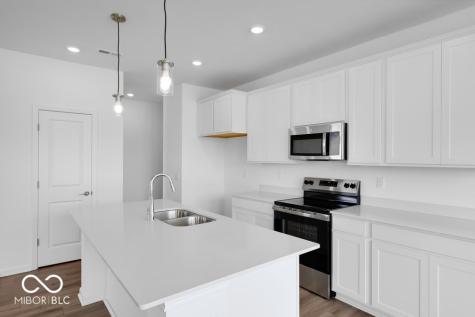 1207 Authentic Lane Indianapolis IN 46239
