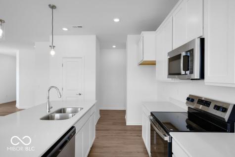 1207 Authentic Lane Indianapolis IN 46239