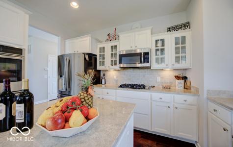 9875 N Port Drive Mccordsville IN 46055