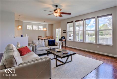 9875 N Port Drive Mccordsville IN 46055