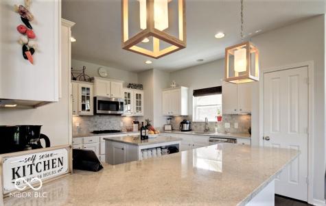 9875 N Port Drive Mccordsville IN 46055