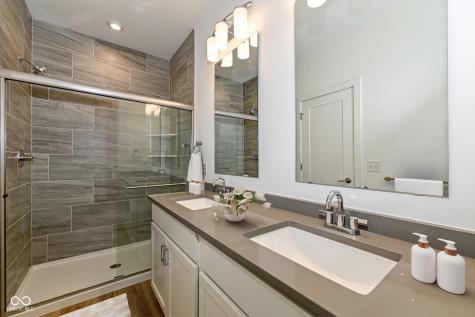 2422 Winthrop Avenue Indianapolis IN 46205