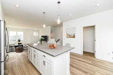 2422 Winthrop Avenue Indianapolis IN 46205