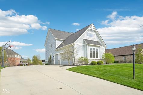 16637 Holly Oak Drive Westfield IN 46074