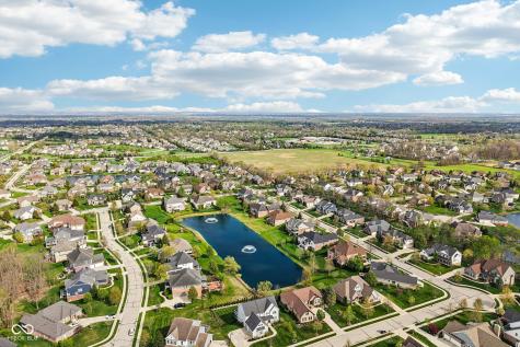16637 Holly Oak Drive Westfield IN 46074