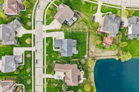 16637 Holly Oak Drive Westfield IN 46074