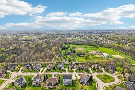 16637 Holly Oak Drive Westfield IN 46074