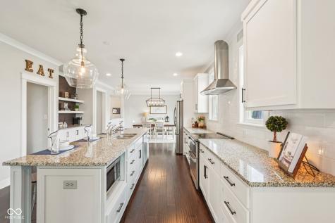 16637 Holly Oak Drive Westfield IN 46074