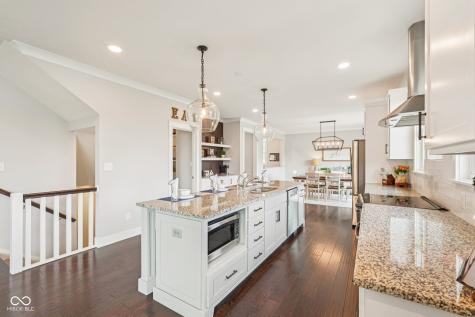 16637 Holly Oak Drive Westfield IN 46074