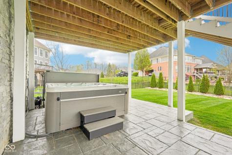 16637 Holly Oak Drive Westfield IN 46074