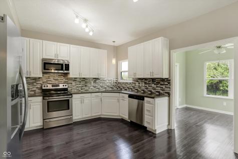 7820 Bombay Lane Indianapolis IN 46239