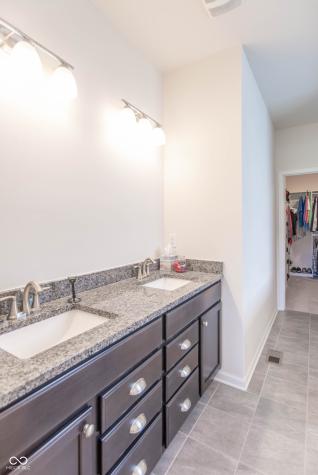 4223 Backstretch Lane Bargersville IN 46106
