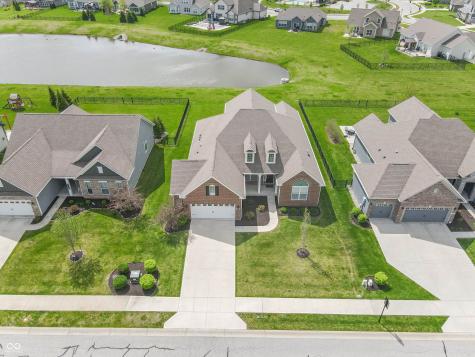 4223 Backstretch Lane Bargersville IN 46106