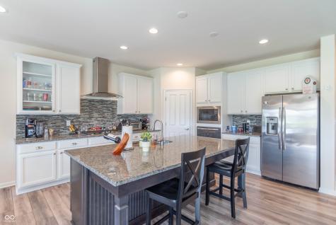 4223 Backstretch Lane Bargersville IN 46106