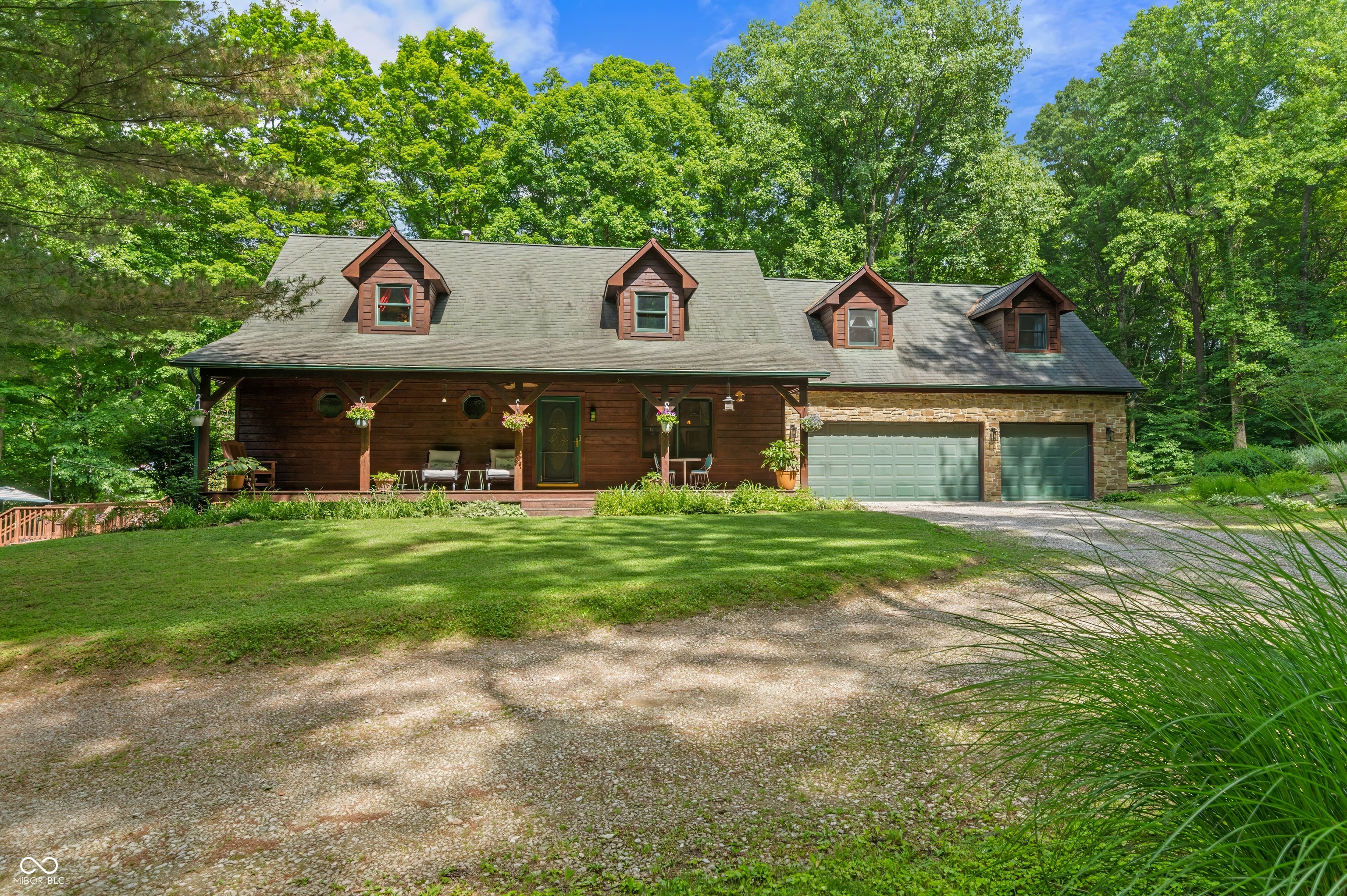 8959 S Laroche Drive Trafalgar IN 46181