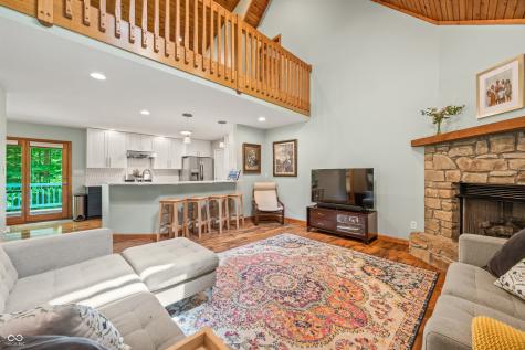 8959 S Laroche Drive Trafalgar IN 46181