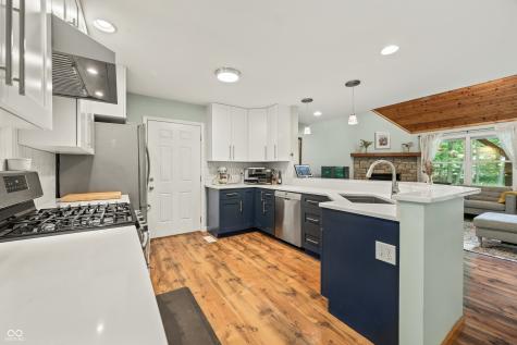 8959 S Laroche Drive Trafalgar IN 46181