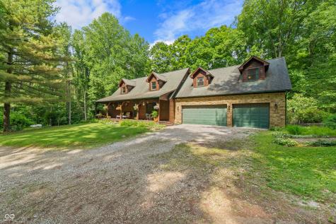 8959 S Laroche Drive Trafalgar IN 46181
