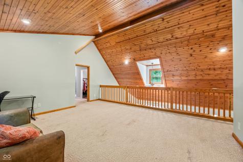 8959 S Laroche Drive Trafalgar IN 46181