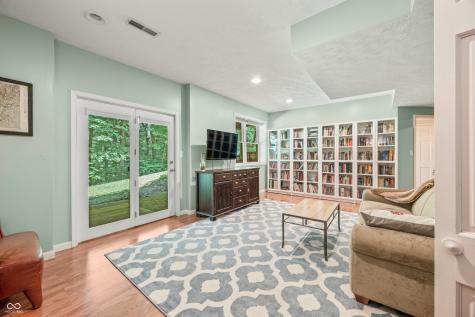 8959 S Laroche Drive Trafalgar IN 46181