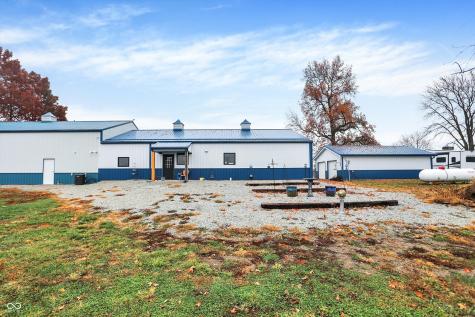 8257 S County Road 1075 W Charlottesville IN 46117