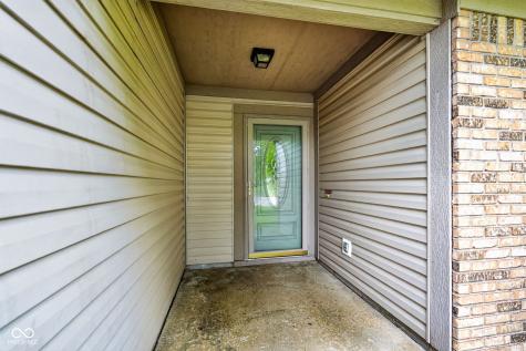 5361 W Red River Court Indianapolis IN 46221