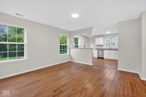 5361 W Red River Court Indianapolis IN 46221