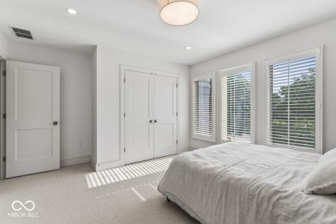 10754 Knight Drive Carmel IN 46032
