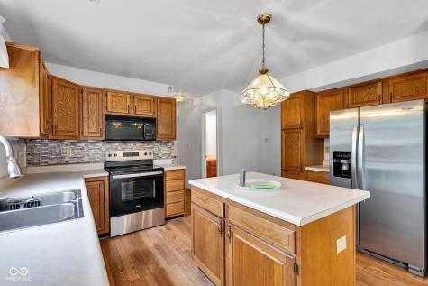3611 Owster Lane Indianapolis IN 46237