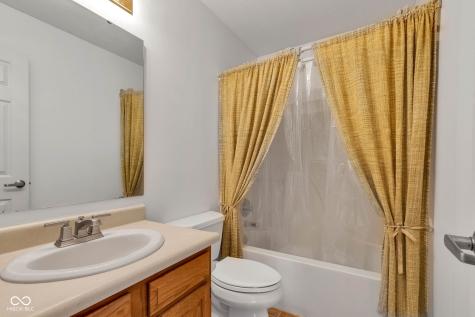 3611 Owster Lane Indianapolis IN 46237