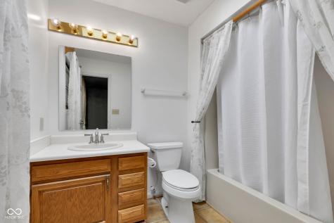 3611 Owster Lane Indianapolis IN 46237