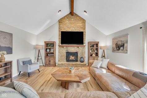 4335 W Hunters Ridge Lane Greenwood IN 46143