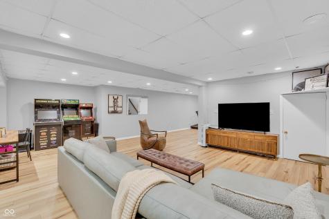 4335 W Hunters Ridge Lane Greenwood IN 46143