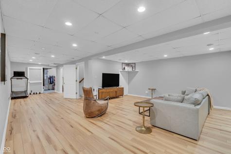 4335 W Hunters Ridge Lane Greenwood IN 46143