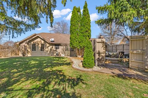 4335 W Hunters Ridge Lane Greenwood IN 46143