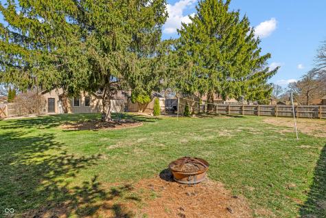 4335 W Hunters Ridge Lane Greenwood IN 46143