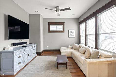 2948 Guilford Avenue Indianapolis IN 46205