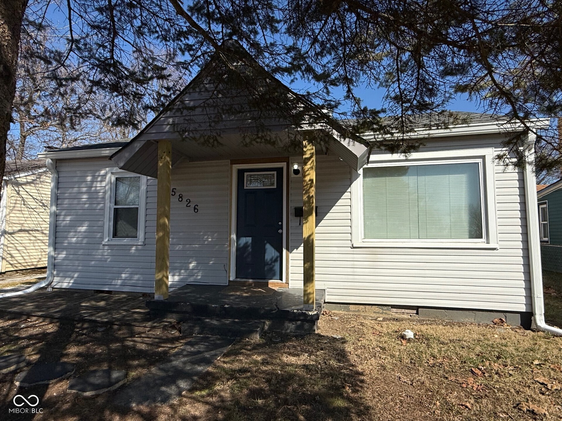 5826 Greenfield Avenue Indianapolis IN 46219